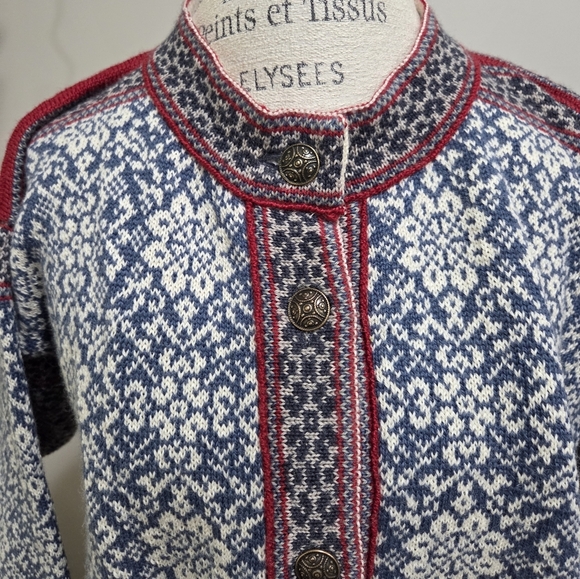 VTG Norwear Women"s Cardigan with Metallic Buttons Sz.S Wool - Picture 2 of 10